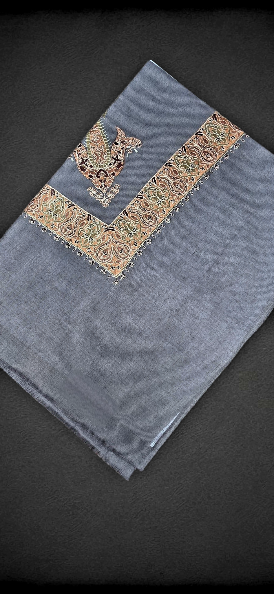 Yemeni style shawl