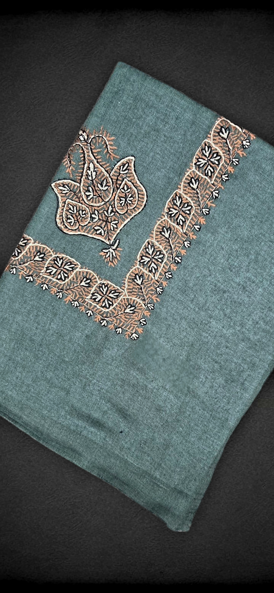 Yemeni style shawl
