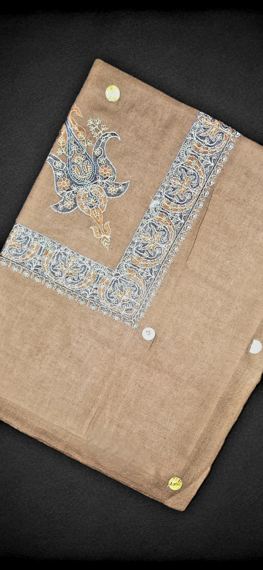 Yemeni style shawl