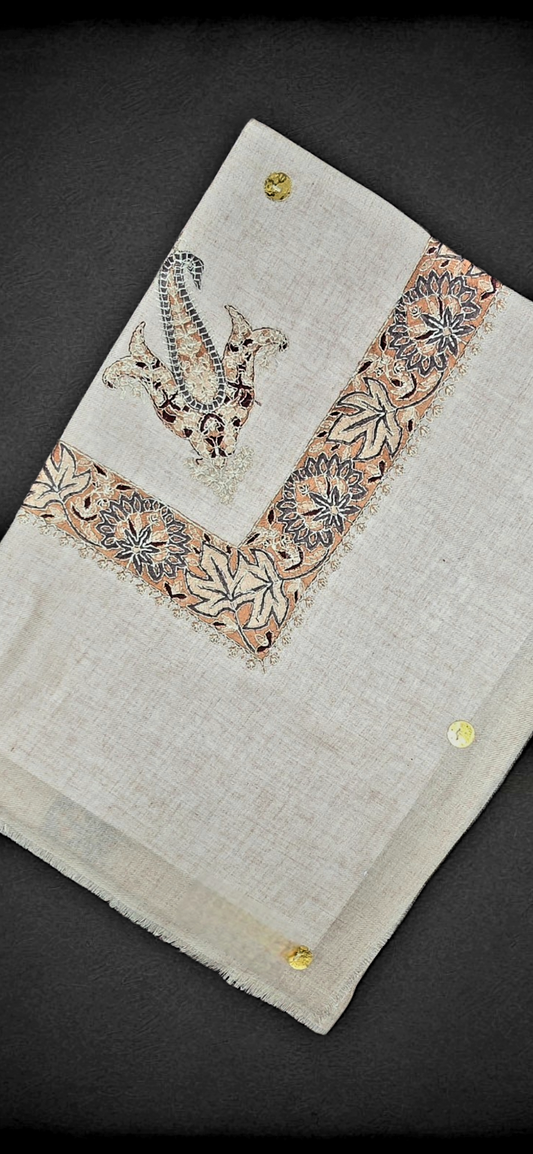Yemeni style shawl