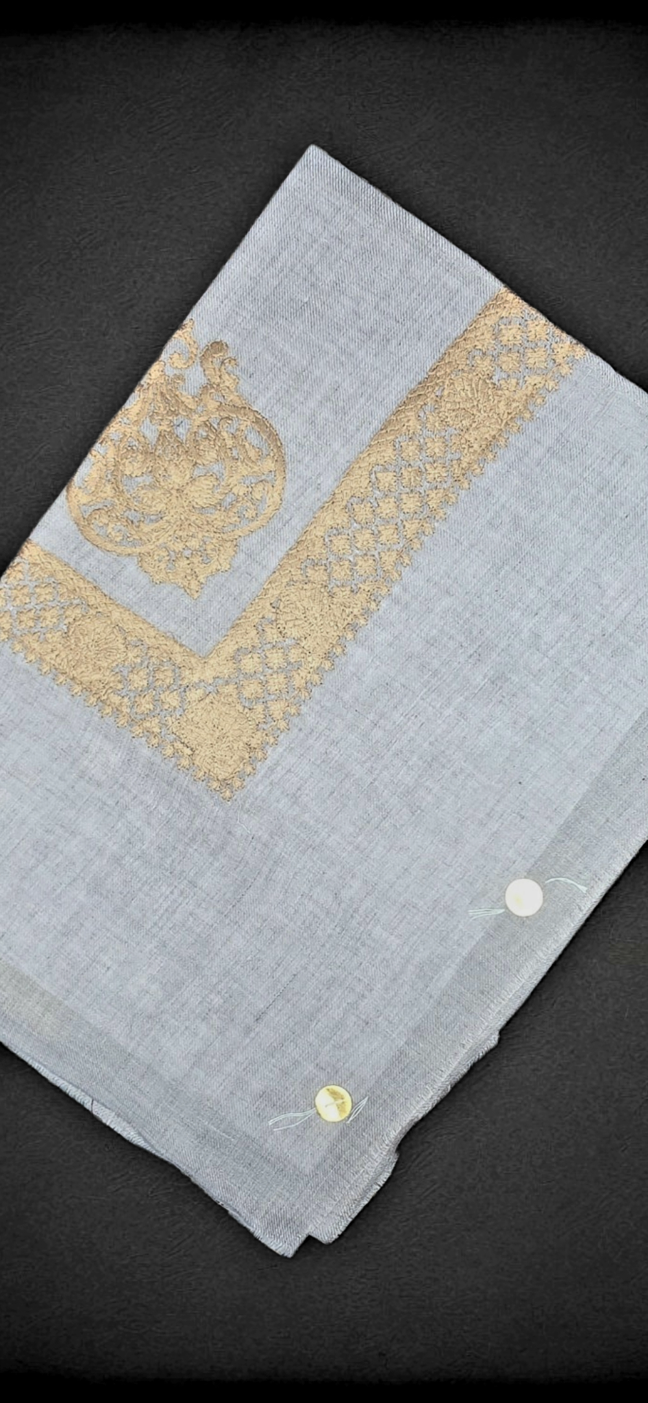Yemeni style shawl